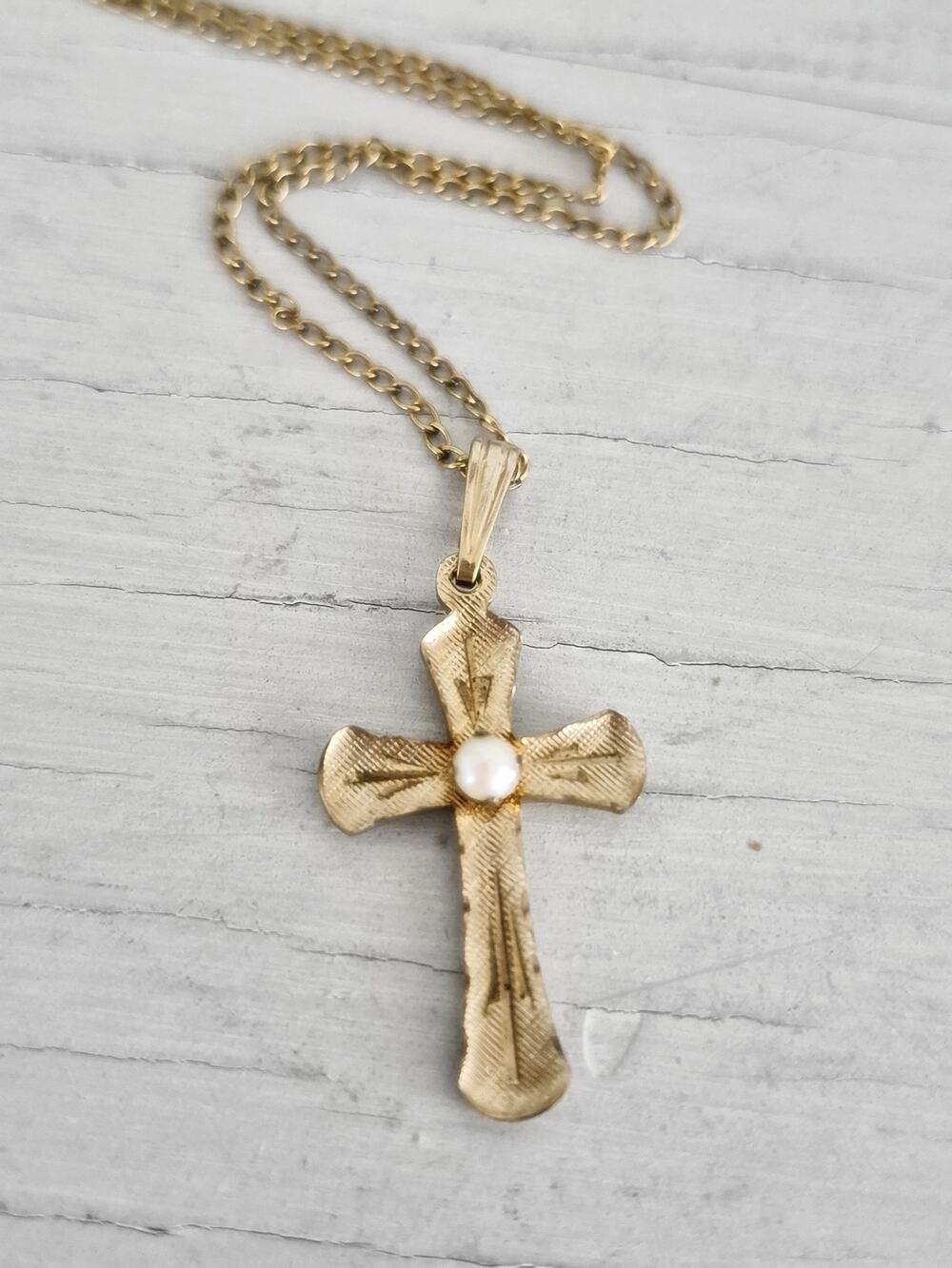 Vintage MCM Gold-fill Cultured Pearl Diamond Cut Cross Necklace